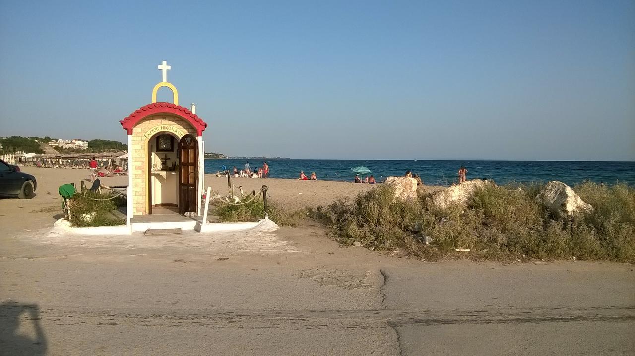 Ferienhaus Kali Beach Chalkidiki Nea Kallikrateia Exterior foto